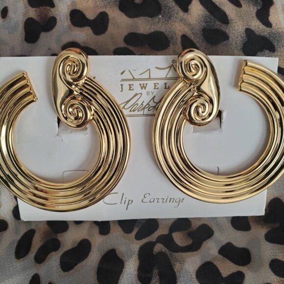 Large Vintage Parklane Goldtone Art Deco Statement Clip-on Earrings - Picture 3 of 10